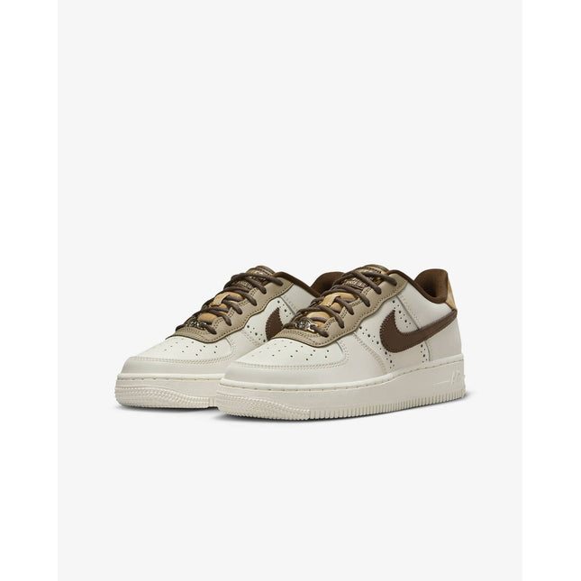 FV3702-121 Nike GS Air Force 1 LV8 Sail Khaki Cocoa Wow