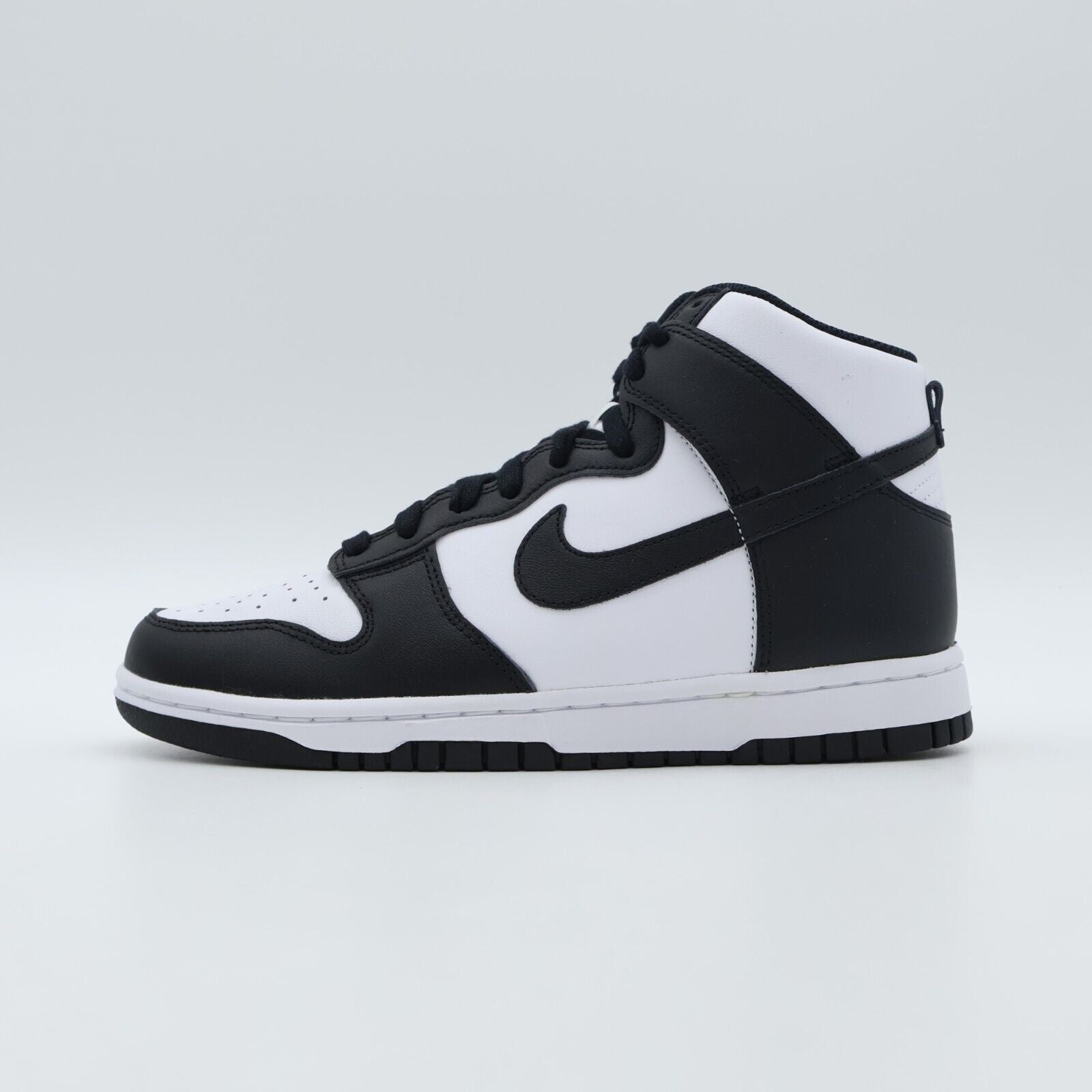 DD1869-103 Nike Dunk High Panda Black White University Red