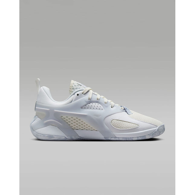 HV4059-101 Shuyu Yang Nike Jordan Heir White Sail Football Gray (Women's)