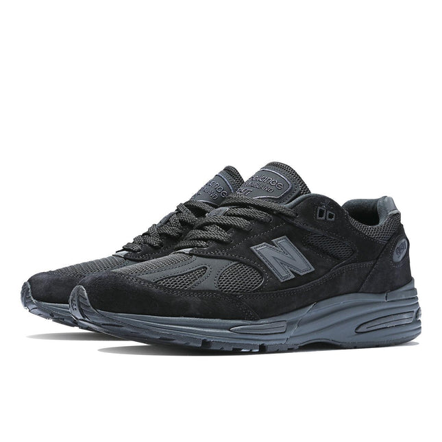 U991KK2 New Balance 991V2 Triple Black (Men's)