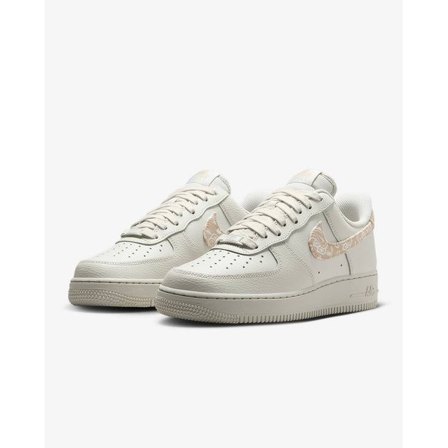IH2051-072 Nike Air Force 1 '07 Light Bone Grain Light Bone Light Bone (Women's)