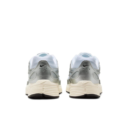 CD6404-105 NIKE P-6000 WHITE/BLACK-METALLIC SILVER-FLT SILVER (Men's)