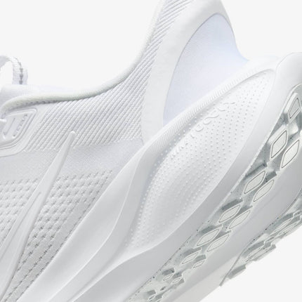 FQ7844-101 Nike Pegasus EasyOn Road Running Shoes (Women's)