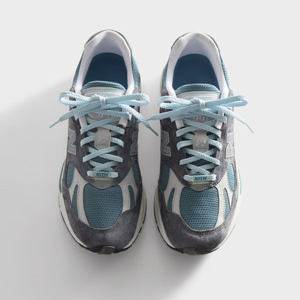 U991KH2 KITH New Balance 991V2 "Asphalt Lead Oyster Mushroom (Men's)