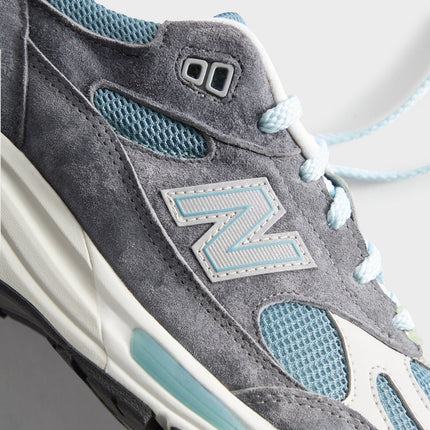 U991KH2 KITH New Balance 991V2 "Asphalt Lead Oyster Mushroom (Men's)