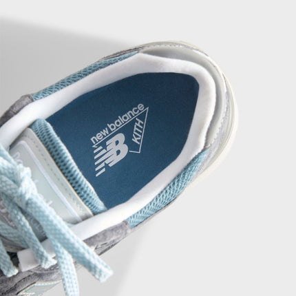 U991KH2 KITH New Balance 991V2 "Asphalt Lead Oyster Mushroom (Men's)