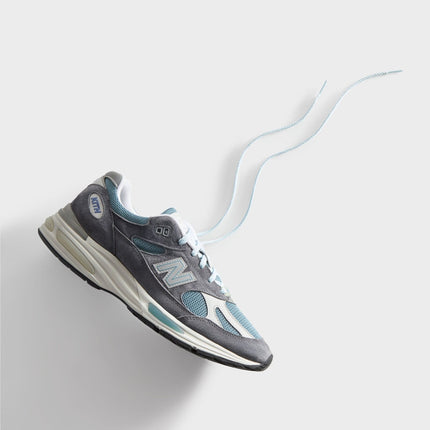 U991KH2 KITH New Balance 991V2 "Asphalt Lead Oyster Mushroom (Men's)