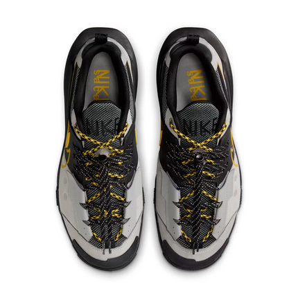 HQ8618-002 sacai Nike Zegamadome Matte Silver (Men's)