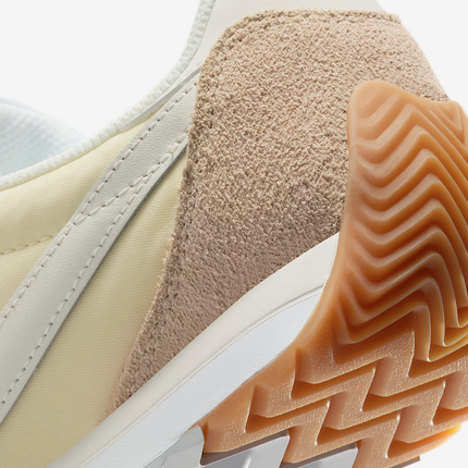 HM4771-104 Nike Pacific Muslin White Safety Orange Sail (Women's)