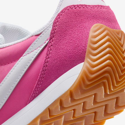 HM4771-600 Nike  Pacific Pinksicle Gum Light Brown Total Orange White (Women's)