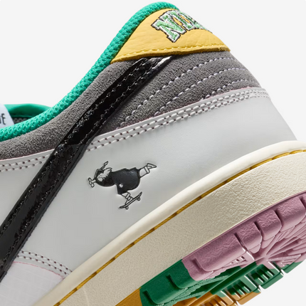 HJ4132-100 CSEF Nike SB Dunk Low Pro QS White and Black (Men's)