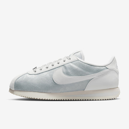 HM8286-001 Nike Cortez Platinum Tint Floral (Women's)