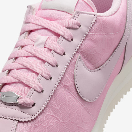 HM8286-600 Nike Cortez Pink Foam Soft Pearl Summit White (Women's)