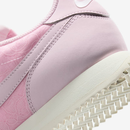 HM8286-600 Nike Cortez Pink Foam Soft Pearl Summit White (Women's)