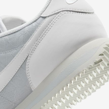 HM8286-001 Nike Cortez Platinum Tint Floral (Women's)