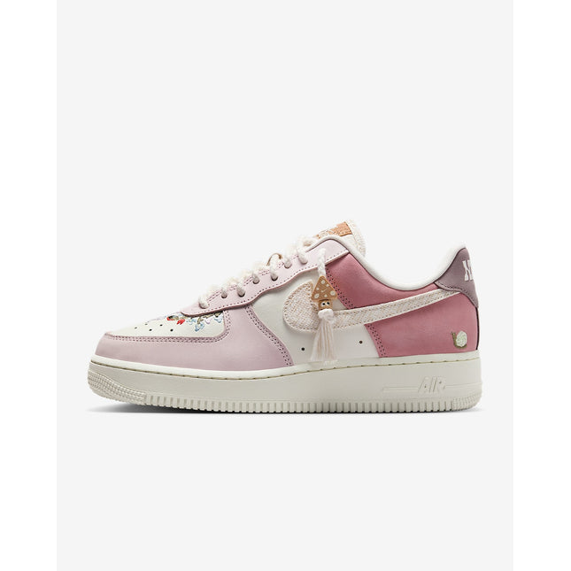 IB8874-111 Nike Air Force 1 Low Sail Sail Pearl Pink Sail (Women's)