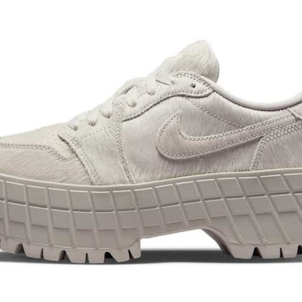 IB7210-001 Nike Air Jordan 1 Brooklyn Low Light Bone Metallic Silver (Women's)