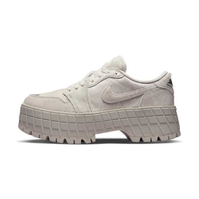 IB7210-001 Nike Air Jordan 1 Brooklyn Low Light Bone Metallic Silver (Women's)