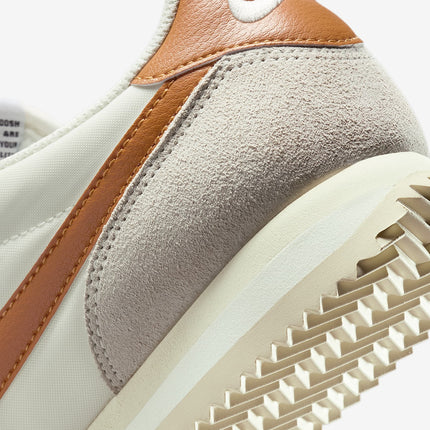 DZ2795-101 Nike Field General Beach Gum Dark Brown Cacao Wow (Women's)