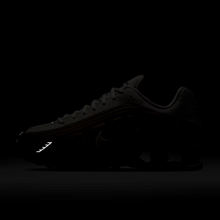 AR3565-010 Nike  Shox R4 Soft Pearl Metallic Gold (Women's)