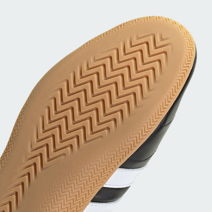 JQ9684 adidas Grand Court Lo Core Black Cloud White Gum  (Women's)