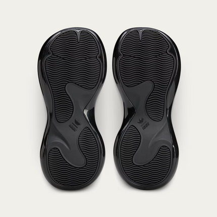 JI1494 Avavav �~ adidas Originals  Moonrubber Megaride Core Black  (Women's)