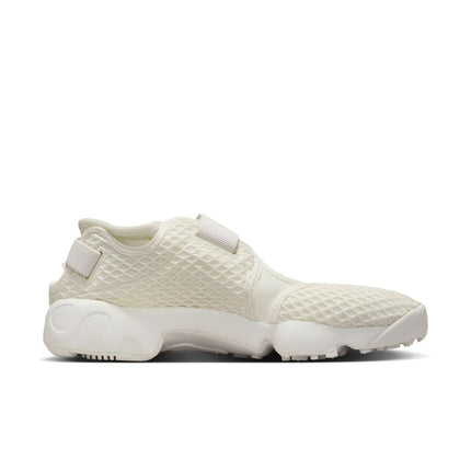 HM8288-101 Nike  Air Rift Lace Sail (Women's)