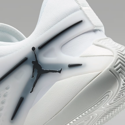 FZ2473-110 Nike Jordan Heir Series White Black (Women's)