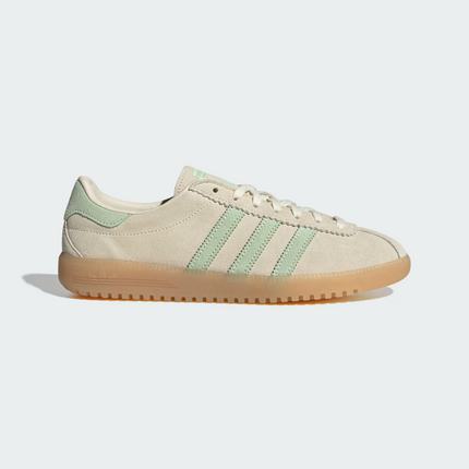 JS3976 adidas Originals Bermuda Cream White Semi Green Spark Gum (Women's)