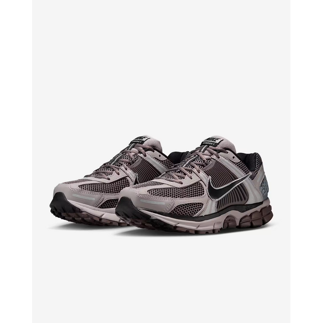 FB9149-005 Nike Zoom Vomero 5 Dark Violet Ore (Men's)