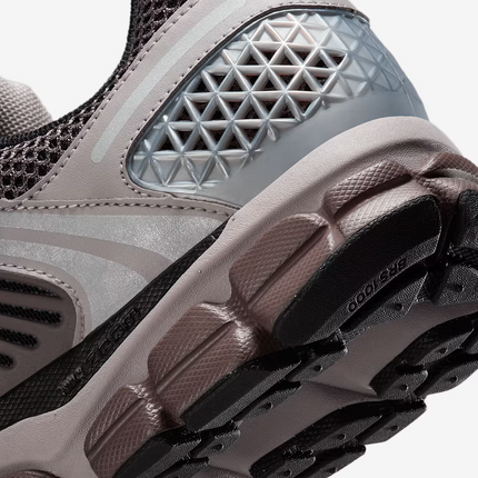 FB9149-005 Nike Zoom Vomero 5 Dark Violet Ore (Men's)