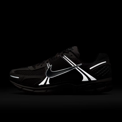 FB9149-005 Nike Zoom Vomero 5 Dark Violet Ore (Men's)