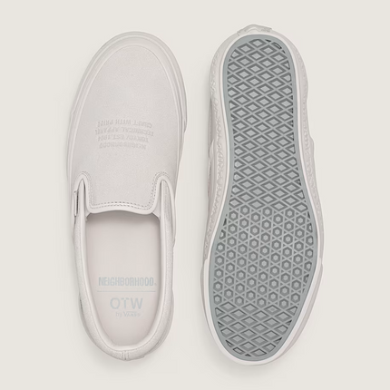 VN000EDG7VJ NEIGHBORHOOD × OTW by Vans Classic Slip-On 98 Natural (Men's)