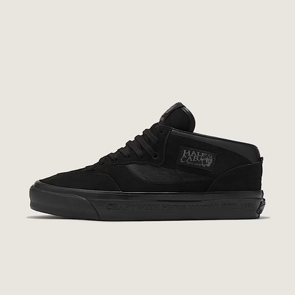 VN000EFYBLA NEIGHBORHOOD × OTW by Vans Half Cab 33 Black