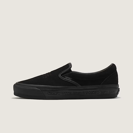 SNDN-SNKR-10282 NEIGHBORHOOD × OTW by Vans Classic Slip-On 98 Black (Men's)