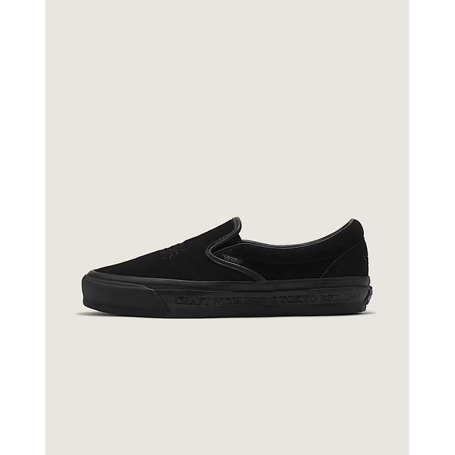 SNDN-SNKR-10282 NEIGHBORHOOD × OTW by Vans Classic Slip-On 98 Black (Men's)