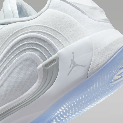 II4370-100 Nike Luka 4 White Pure Platinum Metallic Silver (Men's)