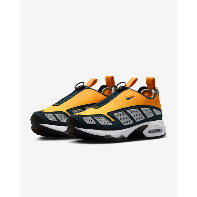 HJ8080-600 Nike Air Max SNDR Sunset (Women's)