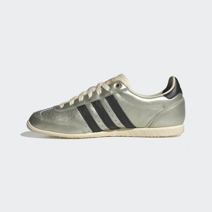 JS4015 adidas Originals Women's Japan Alumina Core Black Cream White (Women's)