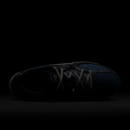 IH3649-006 Nike V5 RNR SE Denim (Men's)