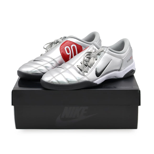 HJ9351-002 Nike Total 90 III SP Metallic Silver Black University Red (Men's)