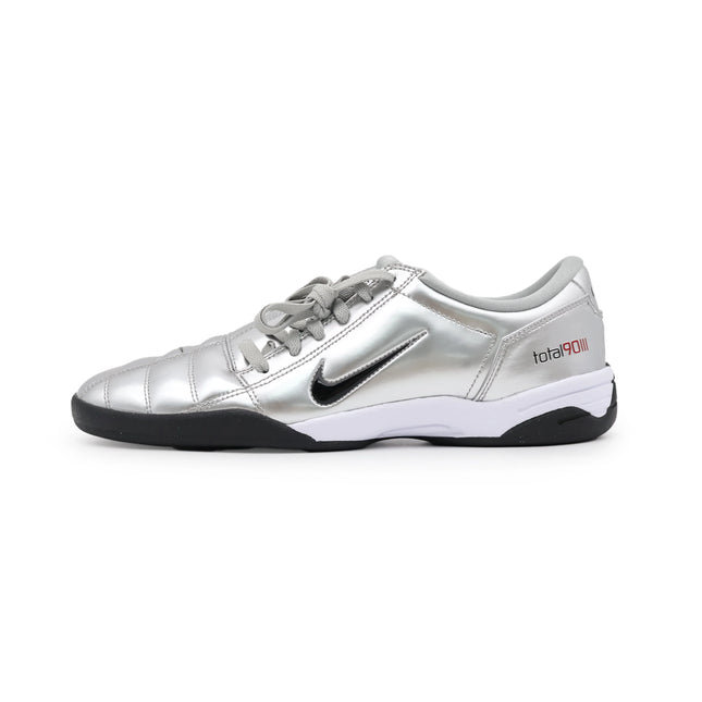 HJ9351-002 Nike Total 90 III SP Metallic Silver Black University Red (Men's)