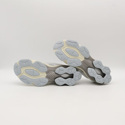 1203A591-101 Asics Gel-Kinetic Fluent White White (Men's)