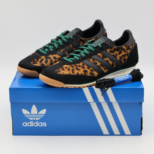 JI0187 adidas Originals SL72 OG Core Black Off White Collegiate Green (Women's)