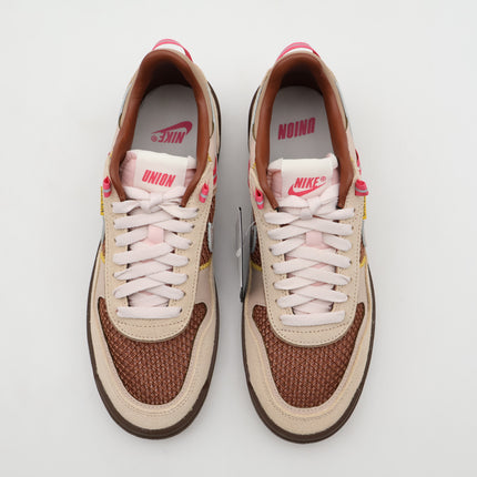 FQ9003-200 UNION Nike Field General SP Guava (Men's)