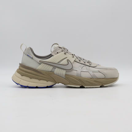 FZ2622-002 Nike V2K Run GORE-TEX Light Iron Stone Light Bone (Women's)