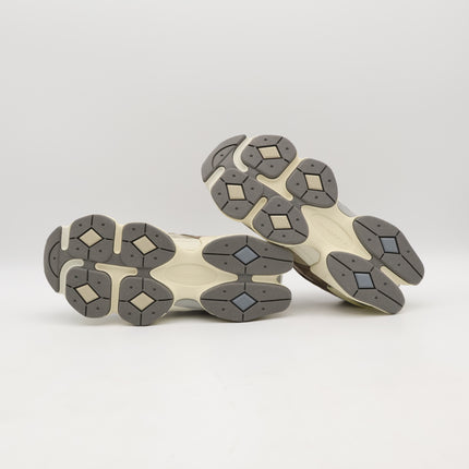 U9060MUS New Balance 9060 Sea Salt Blue Mushroom Aluminum Cyclone