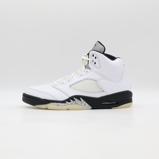 DD0587-110 Nike Air Jordan 5 Retro White and Black (Men's)