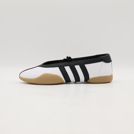 JR7030 adidas Originals Taekwondo Mei Cloud White Core Black Gum (Women's)