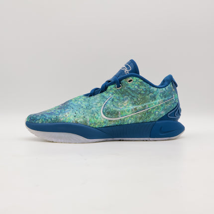 FN0709-400 Nike LeBron 21 Abalone (Men's)